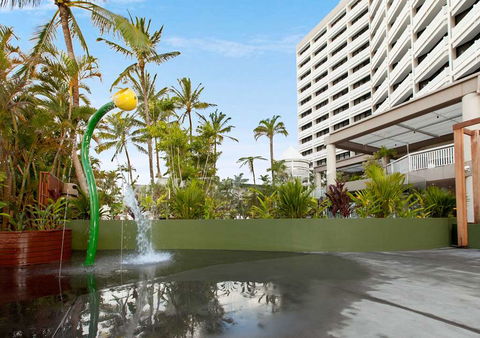 Rydges Esplanade Resort Cairns - Accommodation Newcastle 1