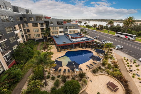 Esplanade Resort And Spa - Accommodation Newcastle 1
