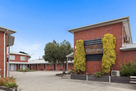 Comfort Inn, The International - Accommodation Newcastle 0