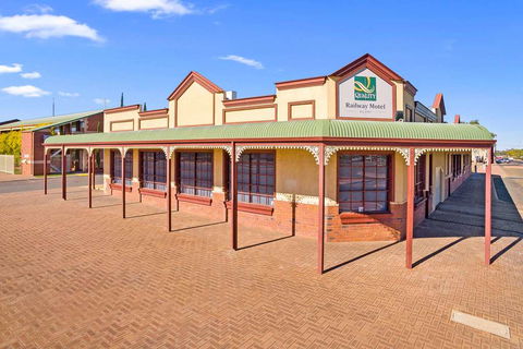 Quality Inn Railway - Accommodation Newcastle 0
