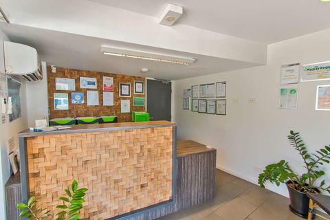 Mackay Oceanside Central Hotel - Accommodation Newcastle 2