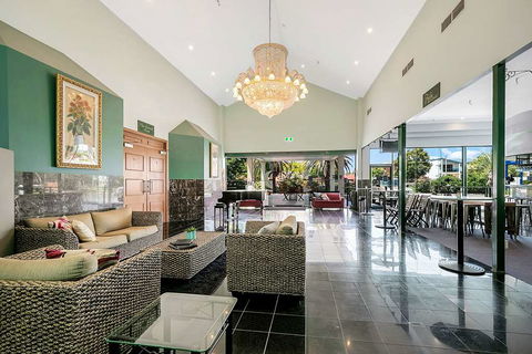 Comfort Hotel Pacific Cleveland - Accommodation Newcastle 1