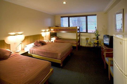 Capital Executive Apt Hotel Canberra - Accommodation Newcastle 2