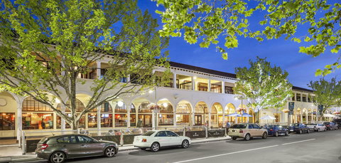 Quest Canberra - Accommodation Newcastle 0