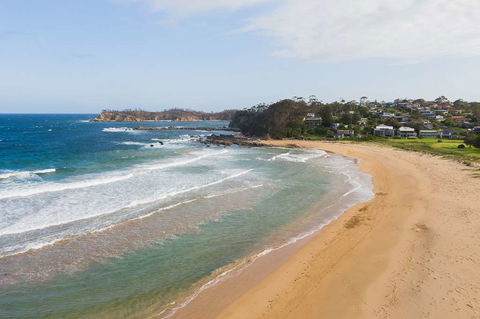 Abode Malua Bay - Accommodation Newcastle 2