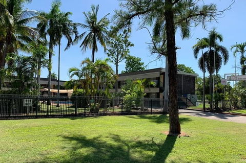 Pine Tree Motel - Accommodation Newcastle 0