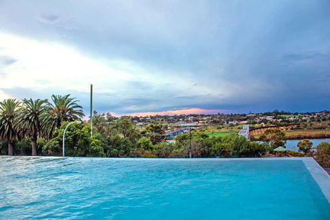 Bridgeport Hotel - Accommodation Newcastle 2