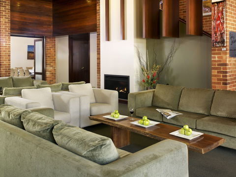 Margarets In Town Apartments - Accommodation Newcastle 2