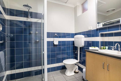 Watermark Glenelg - Accommodation Newcastle 1
