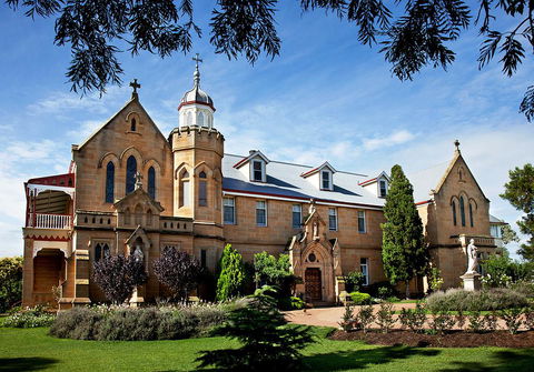 Abbey Boutique Hotel - Accommodation Newcastle 0
