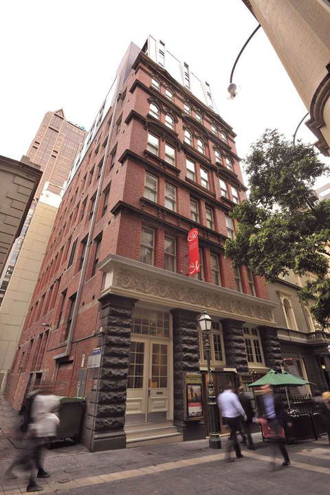 Metro Apartments On Bank Place - Accommodation Newcastle 0