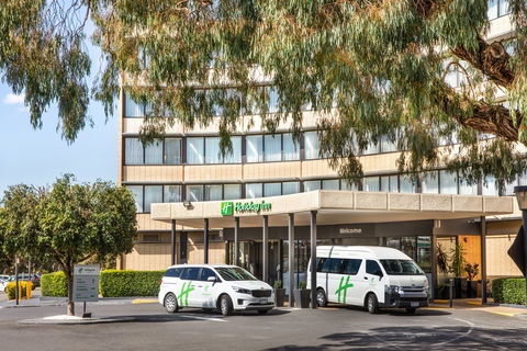 Holiday Inn Melbourne Airport - Accommodation Newcastle 2