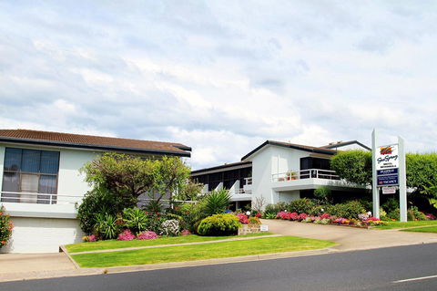 Sea Spray Motel - Accommodation Newcastle 1