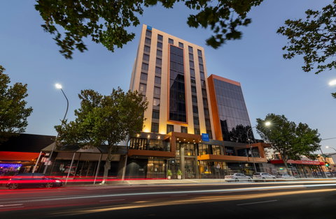 TRYP by Wyndham Pulteney Street - Accommodation Newcastle 0