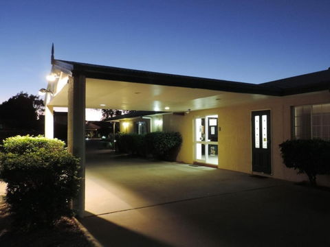 Outback Motel - Accommodation Newcastle 0