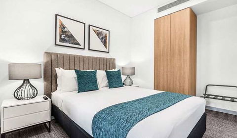 Essence Suites Taringa - Accommodation Newcastle 1