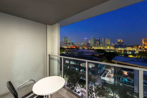 Mantra South Bank - Accommodation Newcastle 1