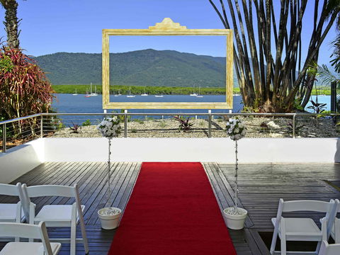 Pullman Reef Hotel Casino - Accommodation Newcastle 1