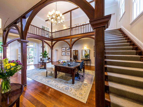 Grand Mercure Basildene Manor - Accommodation Newcastle 2