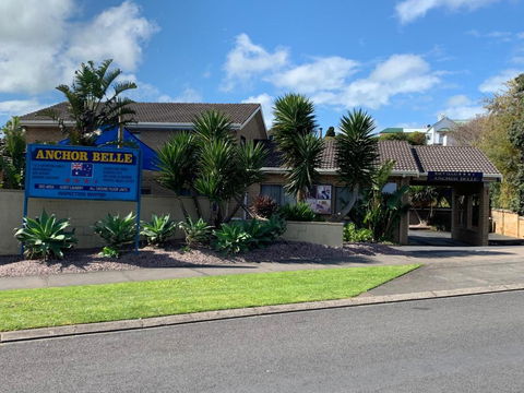 Anchor Belle Motel - Accommodation Newcastle 0