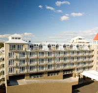 Deep Blue Hotel  Hot Springs - Accommodation Newcastle