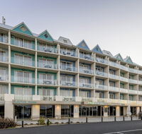 Lady Bay Resort - Accommodation Newcastle