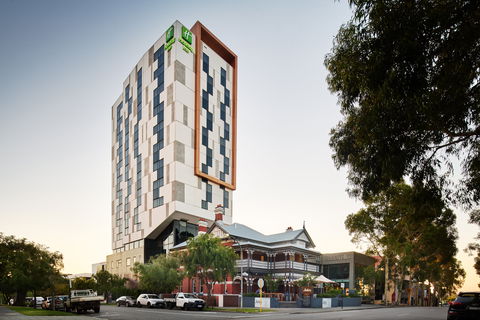 Holiday Inn West Perth - Accommodation Newcastle 2