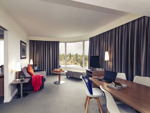 Mercure Hotel Parramatta - Accommodation Newcastle 4