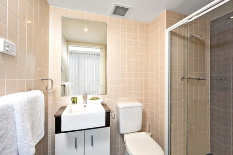 Astra Apartments Parramatta - Accommodation Newcastle 5