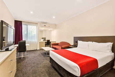Quality Hotel Manor - Accommodation Newcastle 4