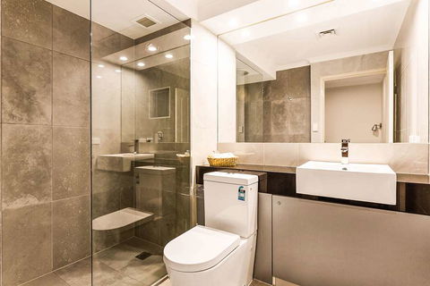 Quality Hotel Manor - Accommodation Newcastle 6