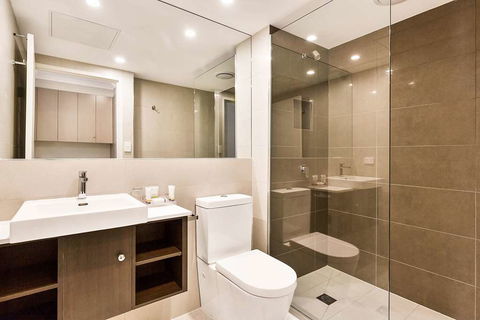 Quality Hotel Manor - Accommodation Newcastle 7