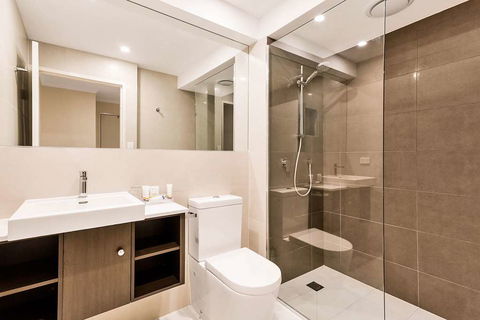 Quality Hotel Manor - Accommodation Newcastle 8