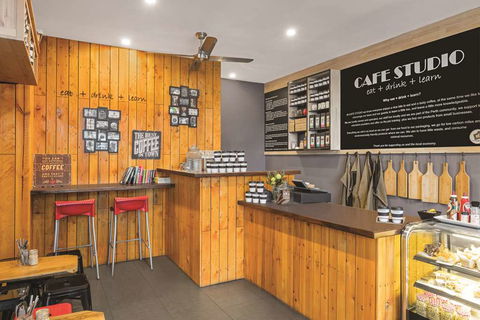 Adina Apartment Hotel Barrack Plaza - Accommodation Newcastle 16