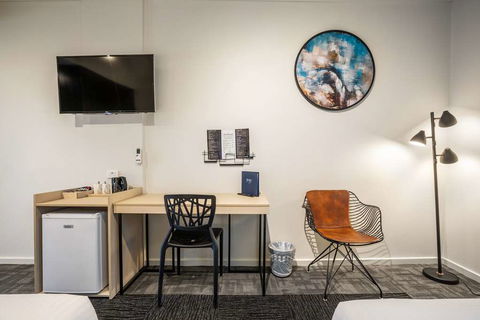 Nightcap At Keysborough Hotel - Accommodation Newcastle 3