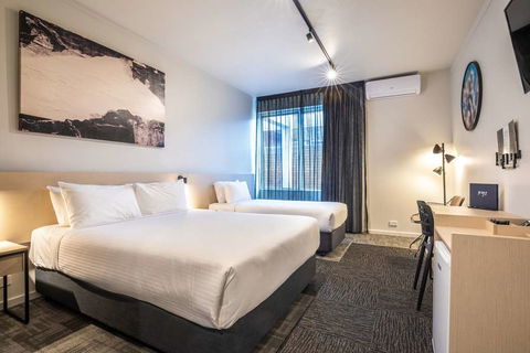 Nightcap At Keysborough Hotel - Accommodation Newcastle 6