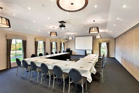 Best Western Plus The Buckingham Inn - Accommodation Newcastle 6