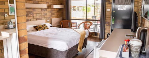 Abacus Motel Mount Isa - Accommodation Newcastle 4