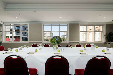 Rydges Newcastle - Accommodation Newcastle 9