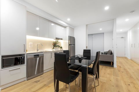 Astra Apartments Newcastle - Accommodation Newcastle 2
