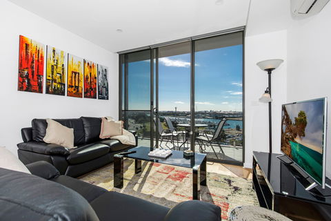 Astra Apartments Newcastle - Accommodation Newcastle 7