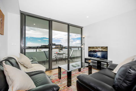Astra Apartments Newcastle - Accommodation Newcastle 8