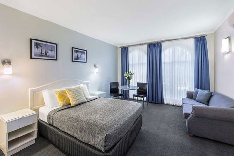 Best Western Cathedral Motor Inn - Accommodation Newcastle 4