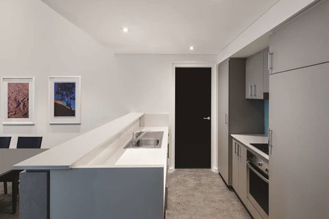 Adina Apartment Hotel Perth - Accommodation Newcastle 6