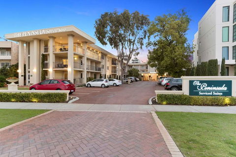 The Peninsula Riverside Apartments - Accommodation Newcastle 0