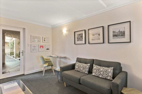 The Peninsula Riverside Apartments - Accommodation Newcastle 9