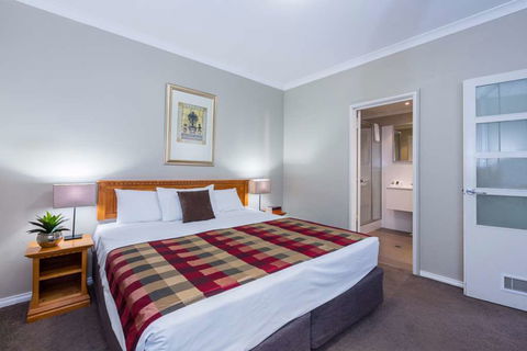 Mont Clare Boutique Apartments - Accommodation Newcastle 6