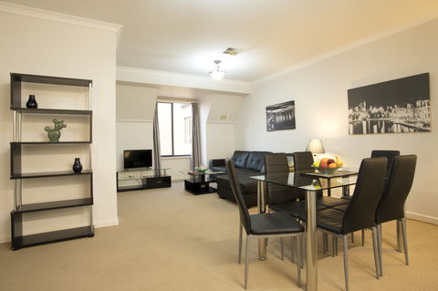 Regal Apartments - Accommodation Newcastle 3