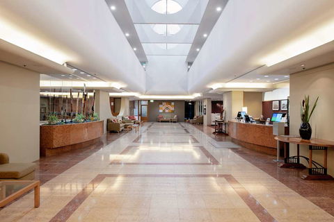 DoubleTree By Hilton Esplanade Darwin - Accommodation Newcastle 2