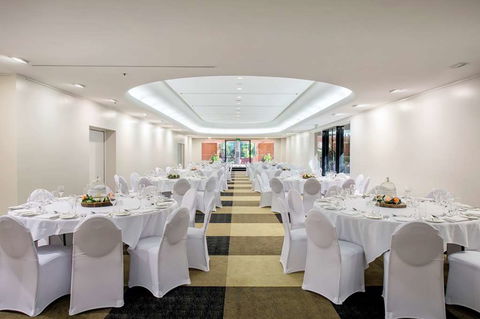 DoubleTree By Hilton Esplanade Darwin - Accommodation Newcastle 9